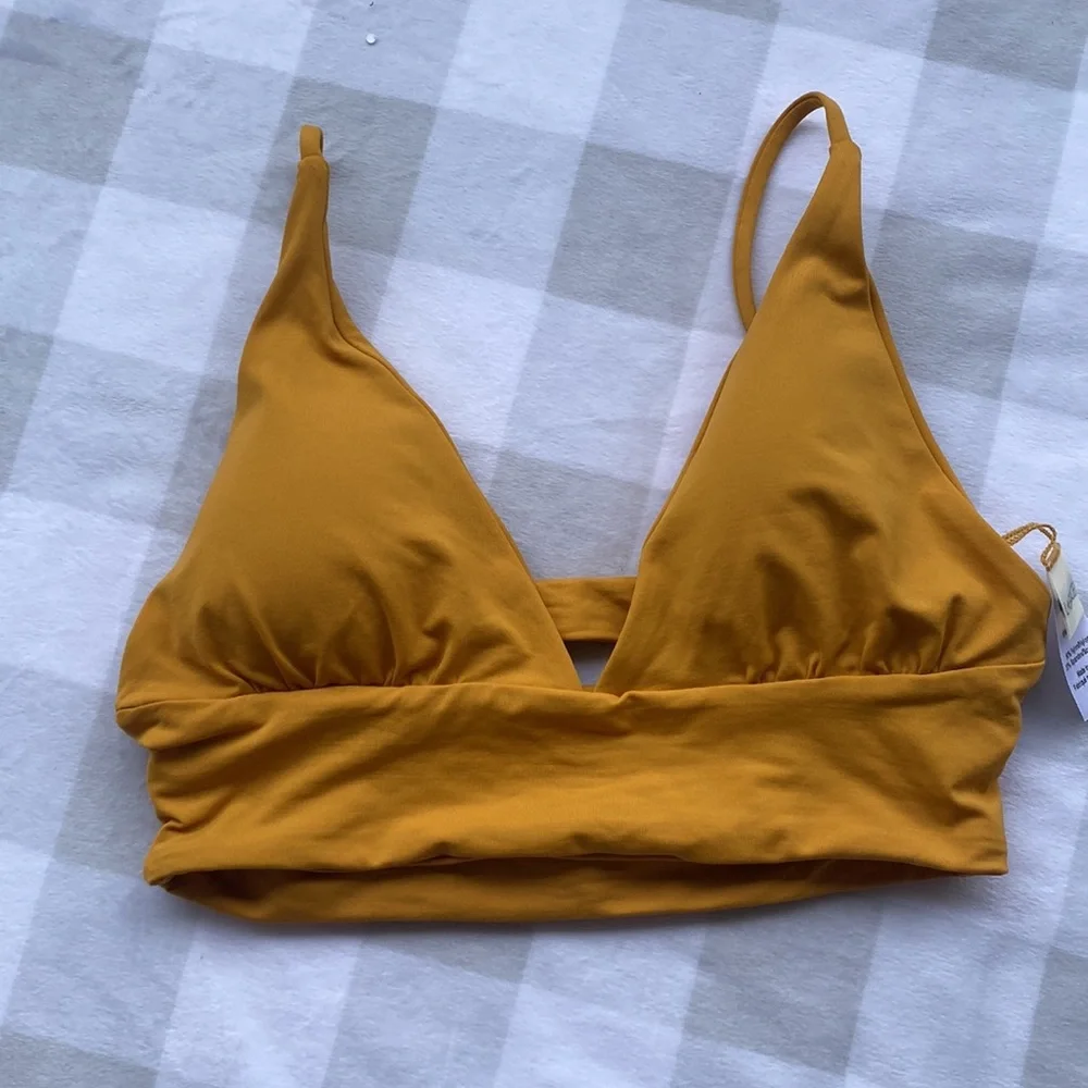 NWOT L*space Olivia bikini top